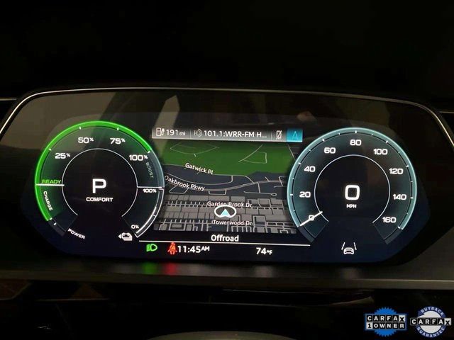 Used 2024 Audi Q8 e-tron Premium image 11