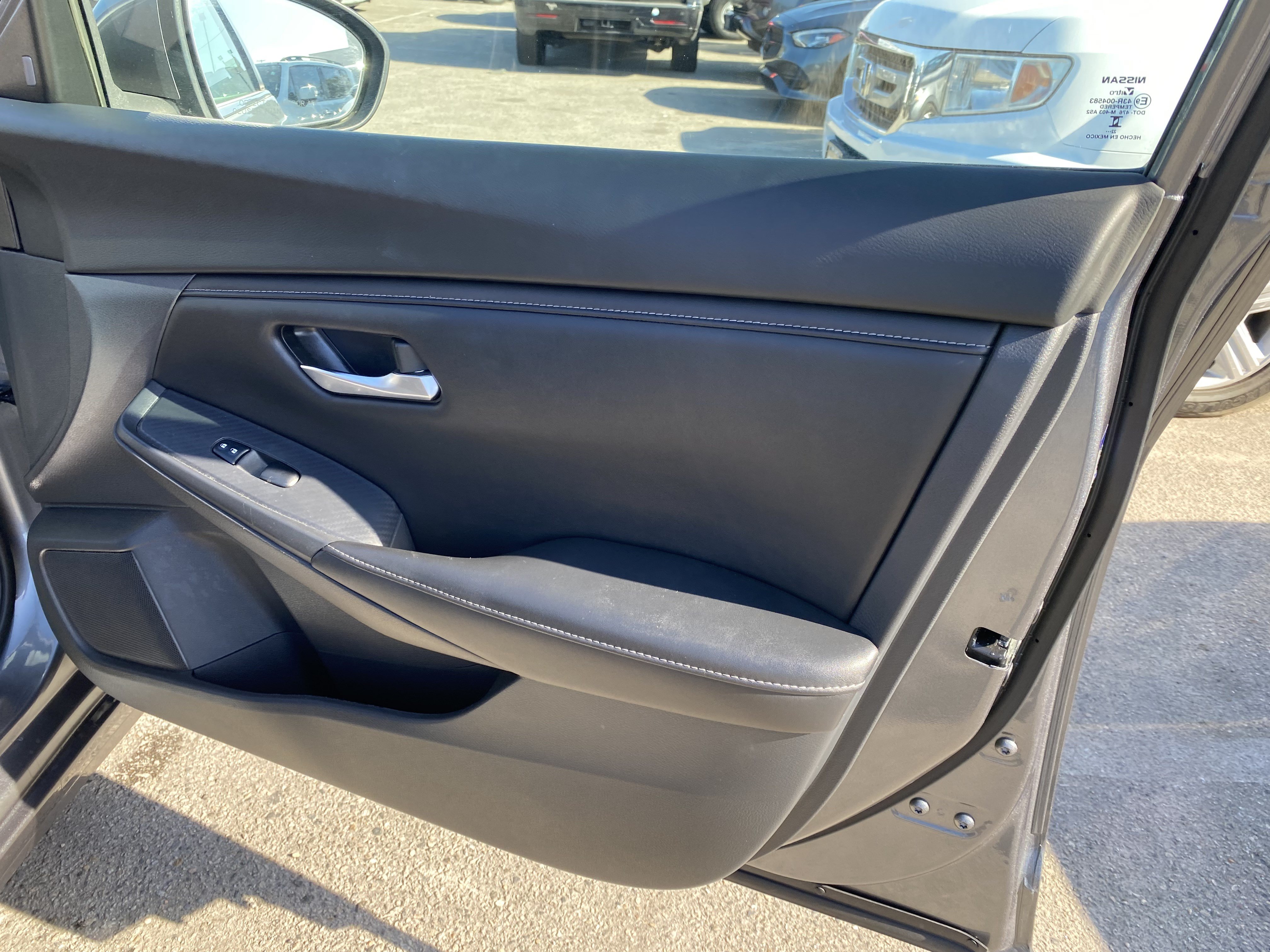 Used 2022 Nissan Sentra SV w/ Trunk Package FWD image 22