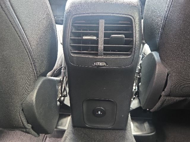 Used 2025 Ford Escape Active AWD/4WD image 15