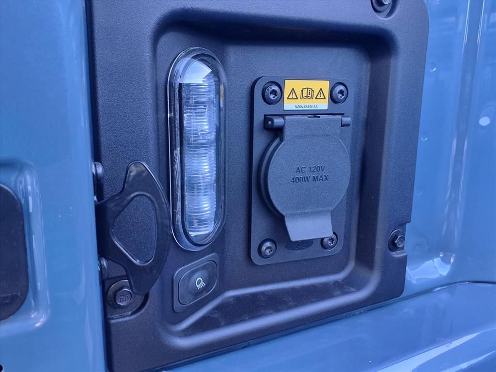 New 2025 Ford Maverick XLT w/ XLT Luxury Package image 24