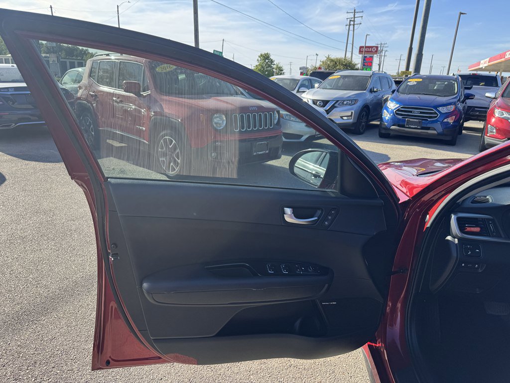 Used 2019 Kia Optima SX FWD image 24