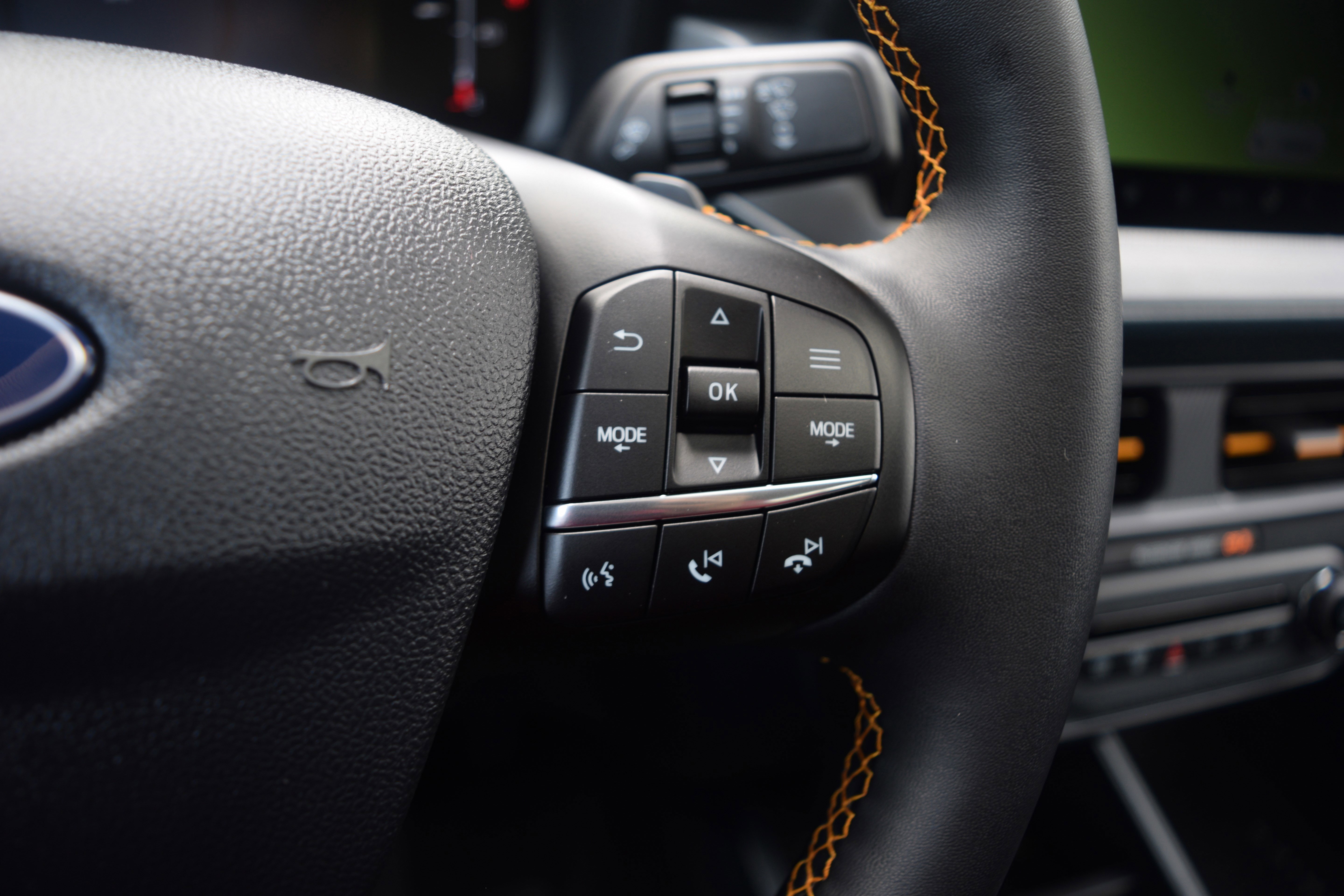 Used 2025 Ford Maverick Tremor AWD/4WD image 5