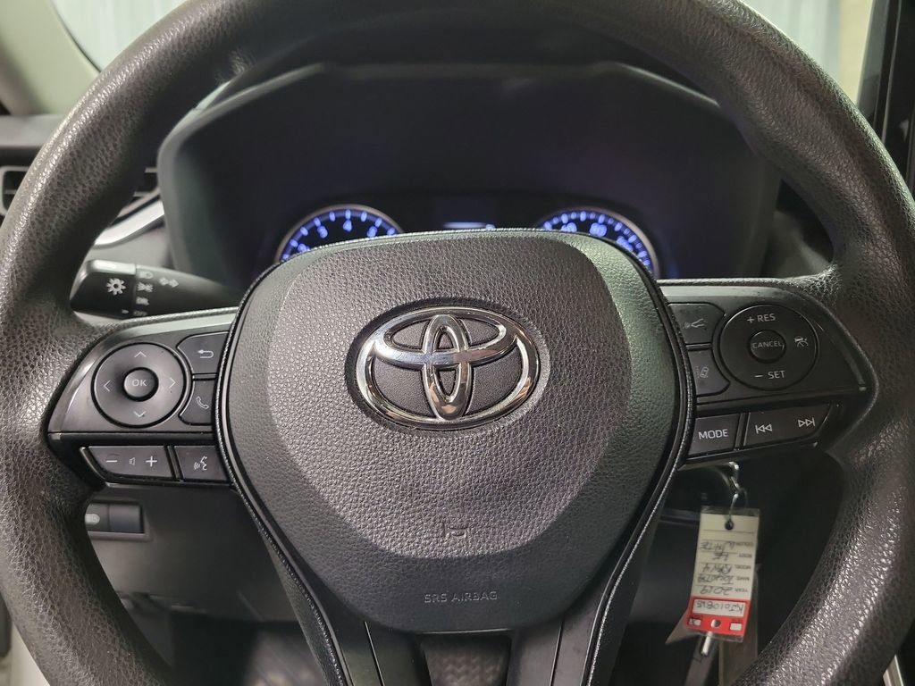 Used 2019 Toyota RAV4 LE w/ Carpet Mat Package image 18