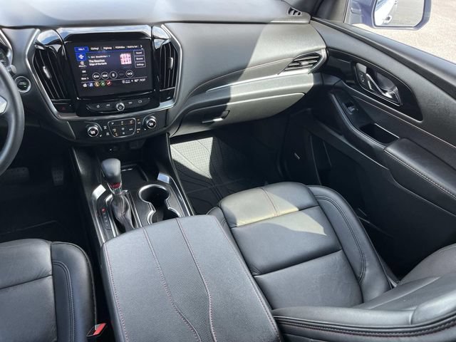 Used 2023 Chevrolet Traverse RS w/ LPO, Floor Liner Package FWD image 15