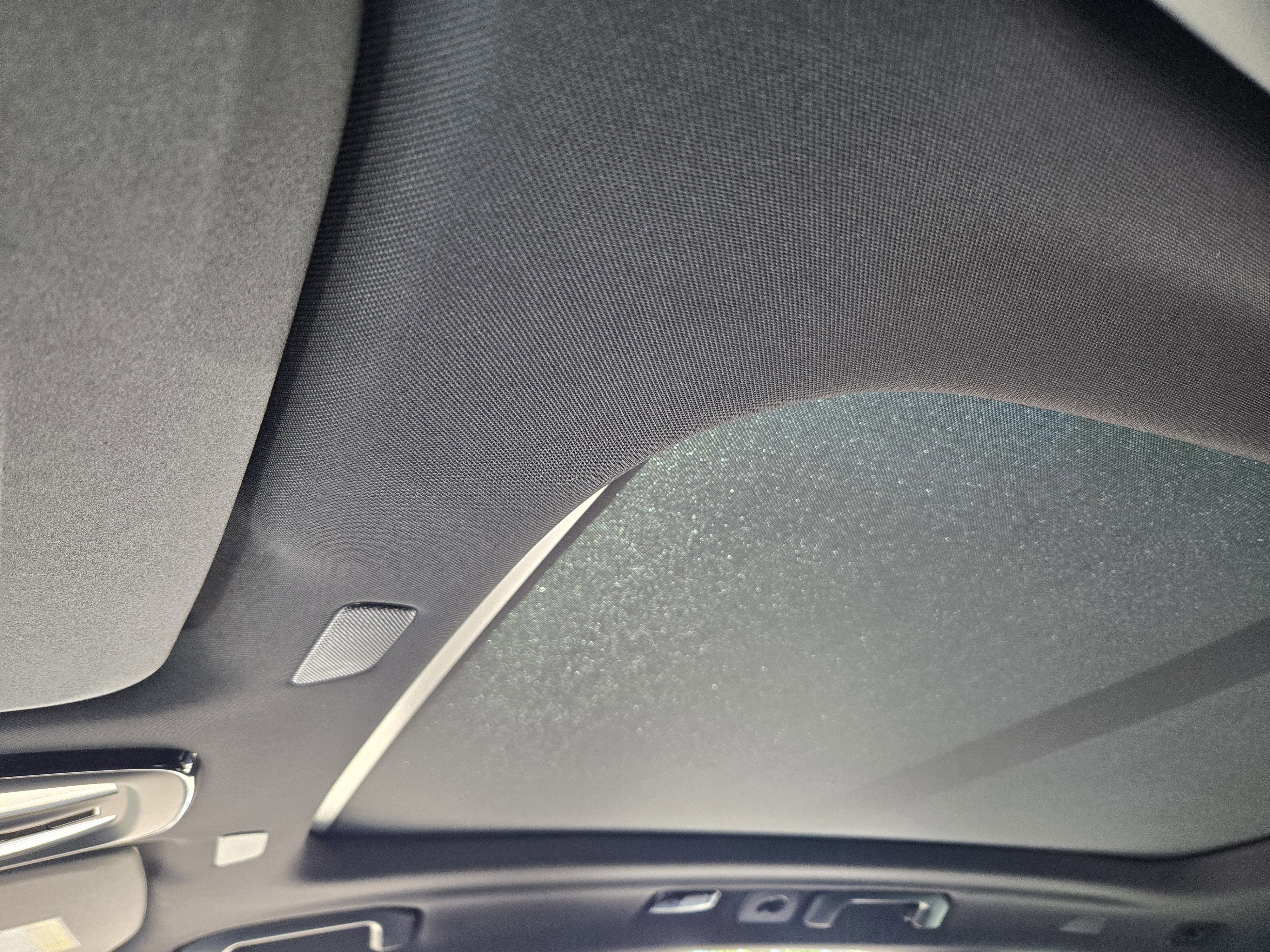 New 2026 Volvo XC60 T8 Ultra w/ Protection Package Premier image 32