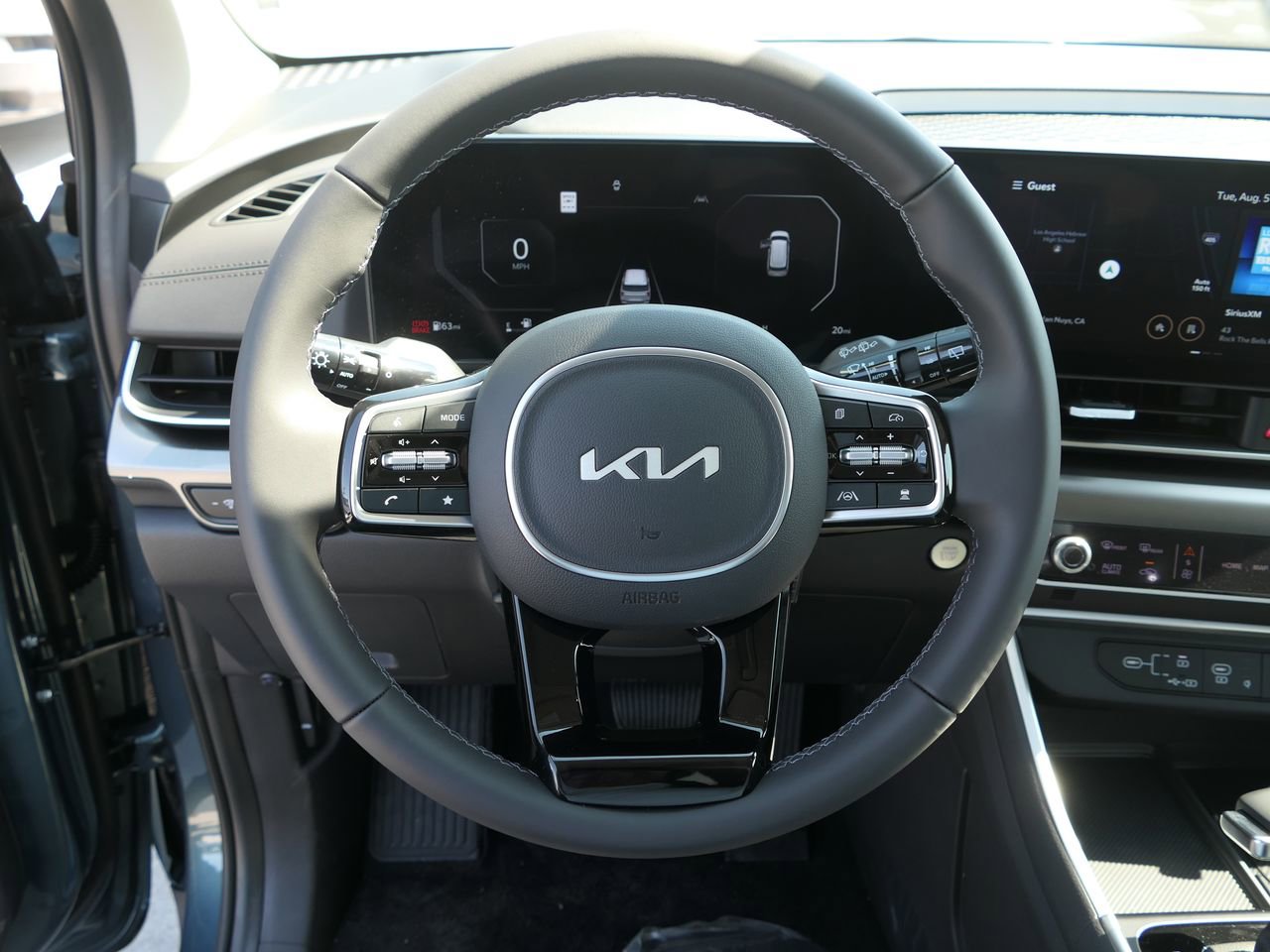 New 2026 Kia Carnival SX w/ SX Dark Edition Package image 17