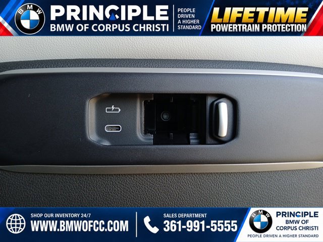 New 2026 BMW X5 sDrive40i w/ M Sport Package RWD image 16