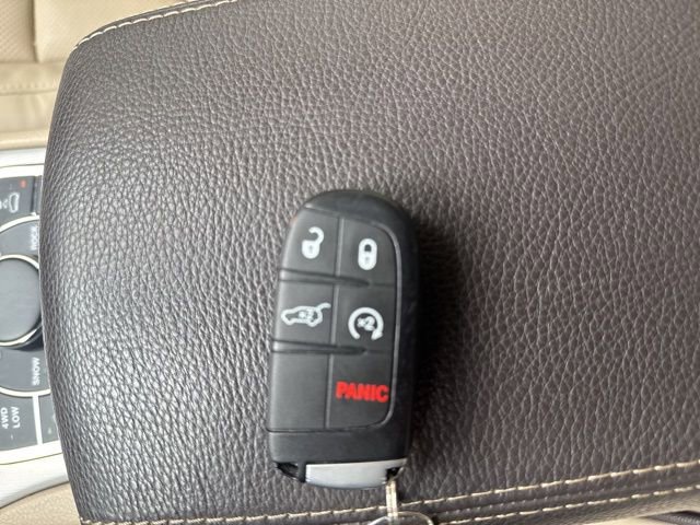 Certified 2021 Jeep Grand Cherokee Summit AWD/4WD image 42