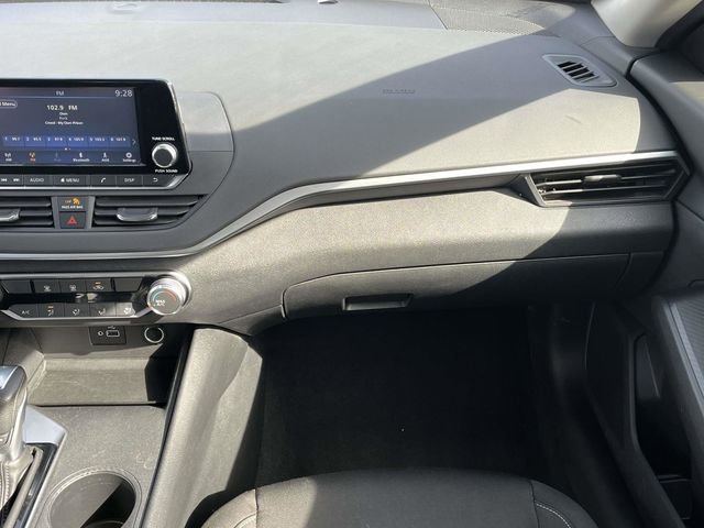 Used 2022 Nissan Altima 2.5 S image 18