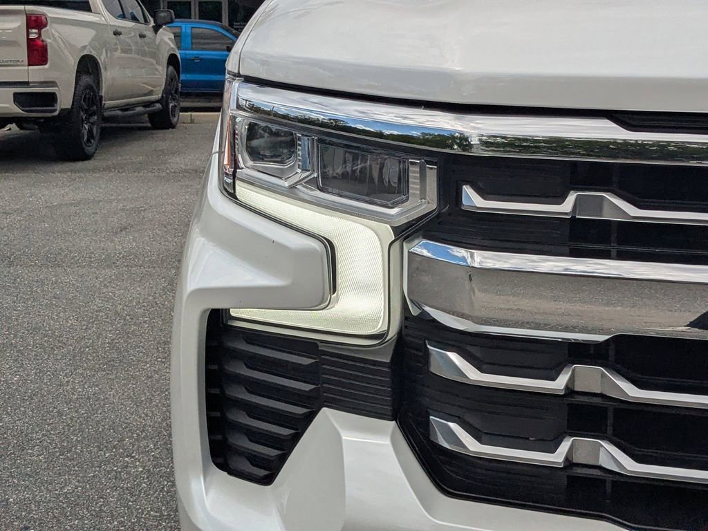 Certified 2023 Chevrolet Silverado 1500 LTZ w/ Technology Package RWD image 9