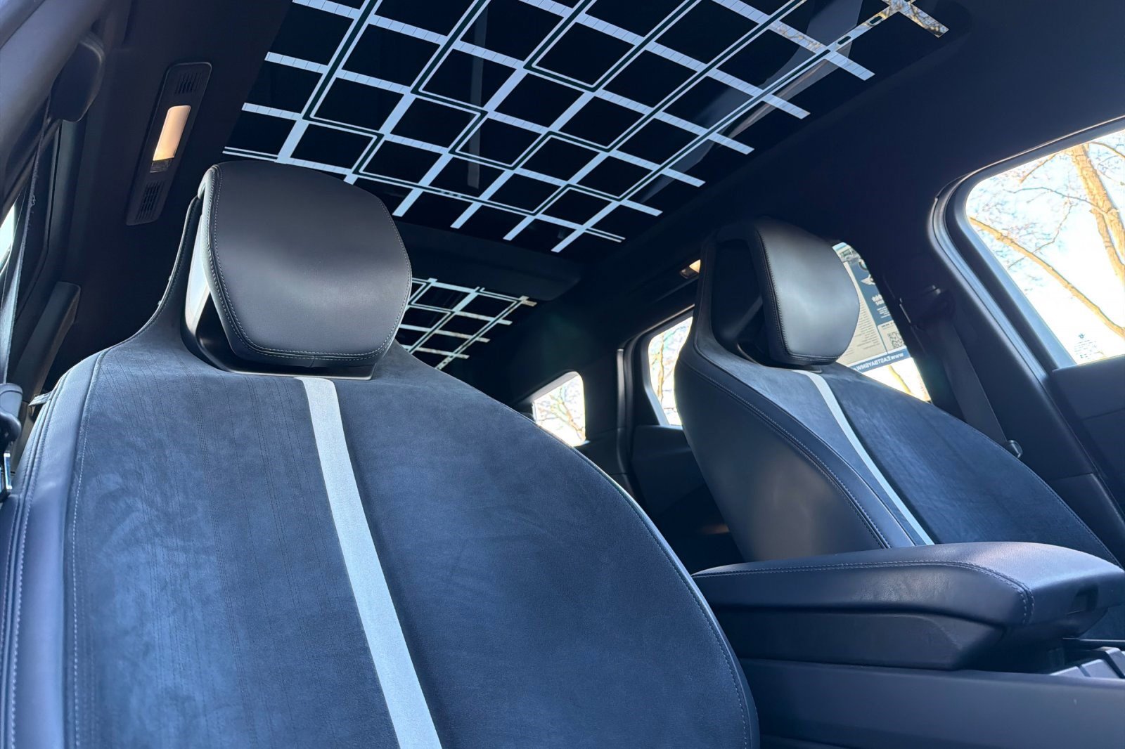 Used 2023 Fisker Ocean One image 21