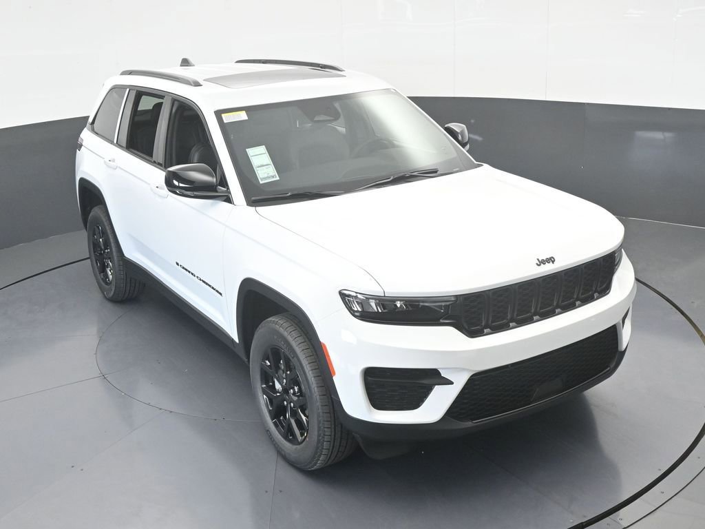 New 2025 Jeep Grand Cherokee Altitude image 49