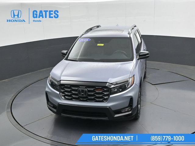 Certified 2025 Honda Passport TrailSport image 51
