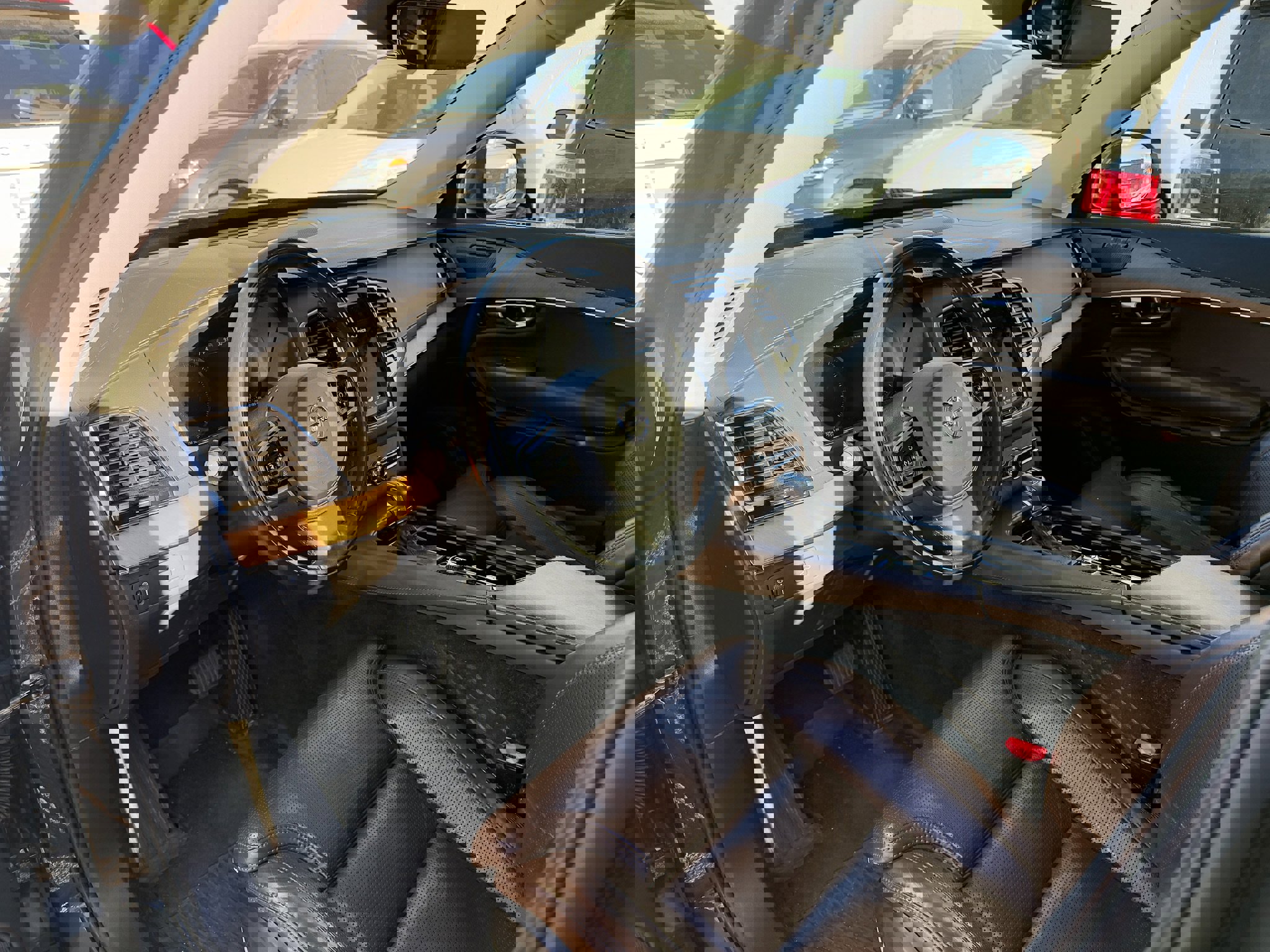 Used 2020 Volvo XC90 T6 Inscription w/ Protection Package image 19