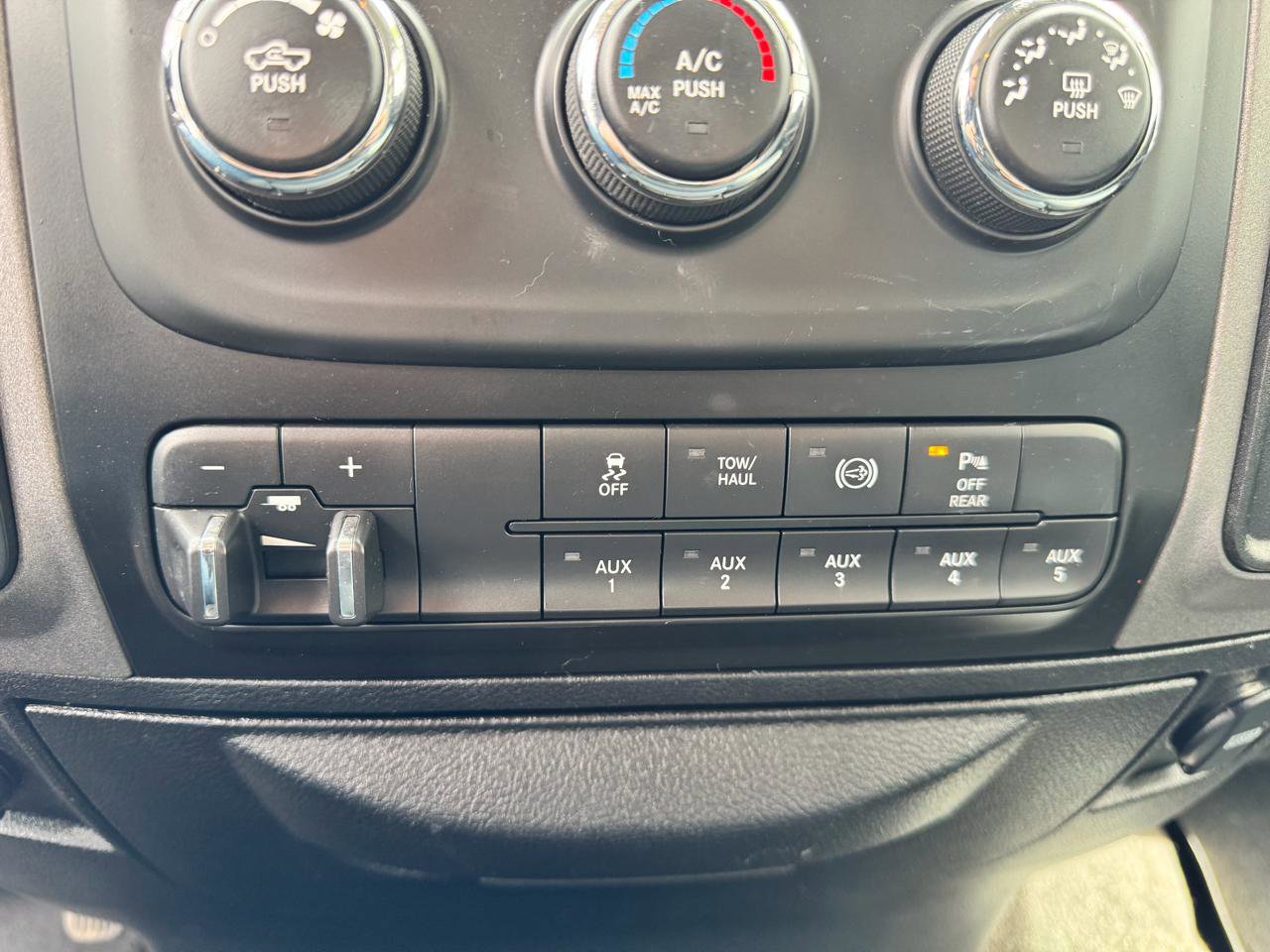Used 2018 RAM 2500 Tradesman w/ Snow Chief Group image 27