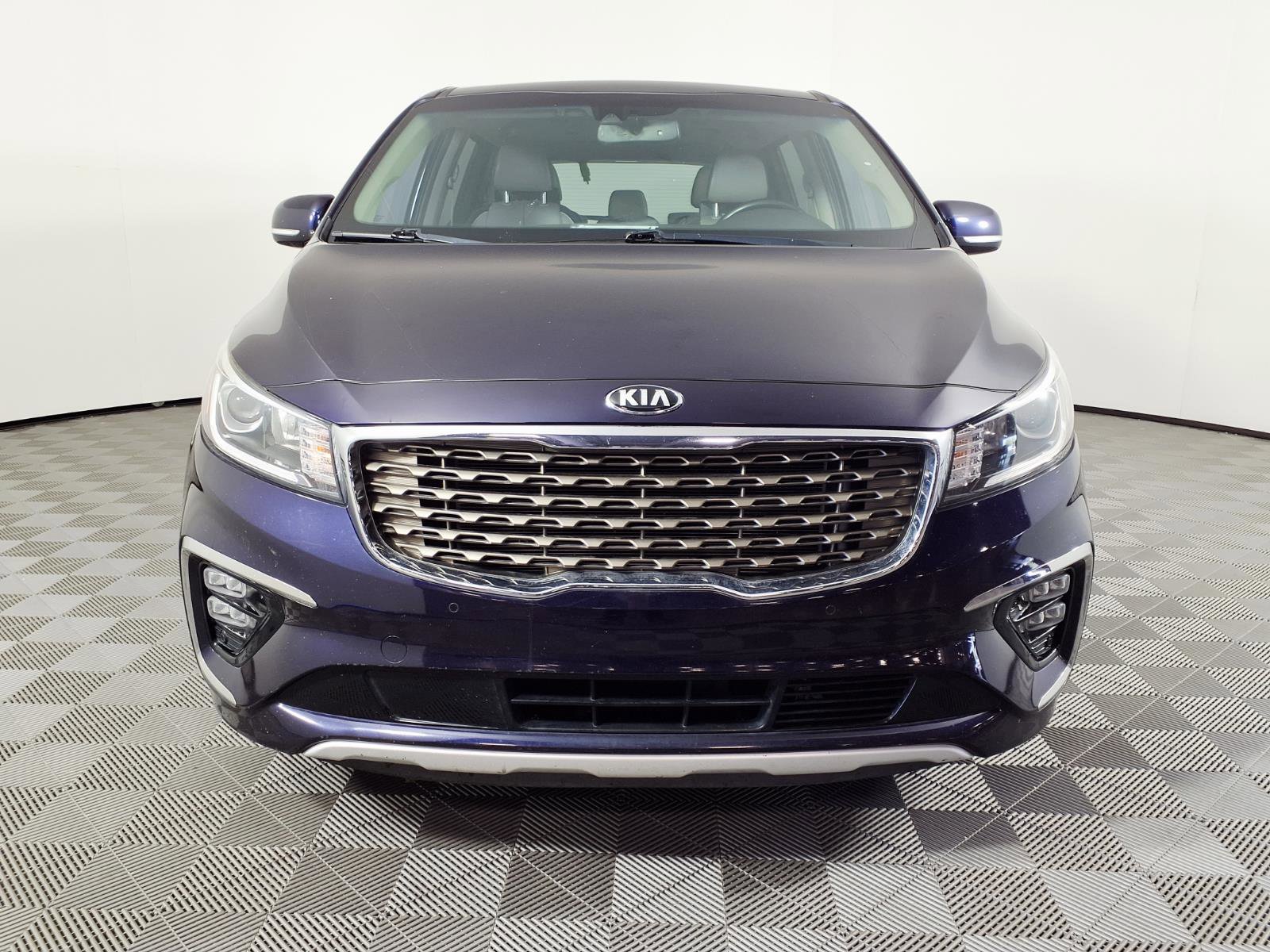 Used 2021 Kia Sedona EX w/ EX Premium Package FWD image 2
