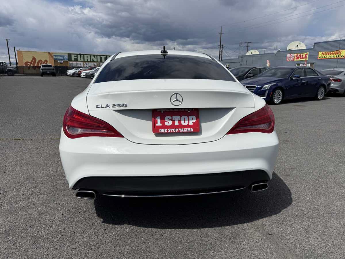 Used 2014 Mercedes-Benz CLA 250 image 4