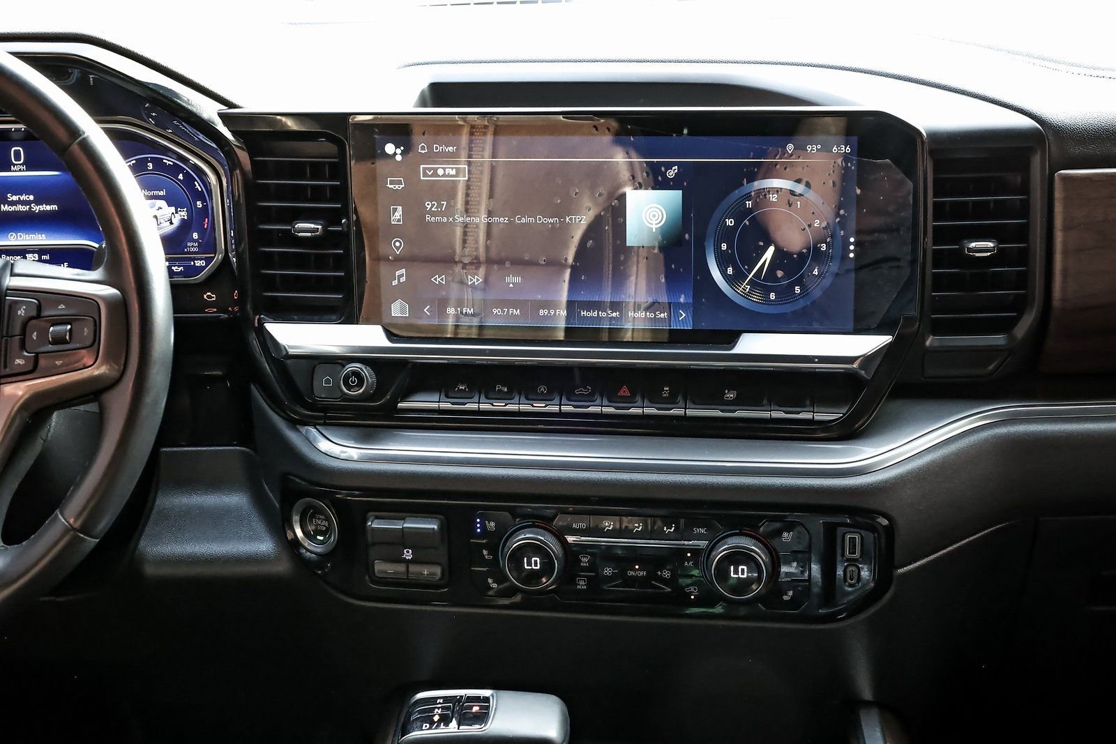 Used 2023 Chevrolet Silverado 1500 High Country image 23