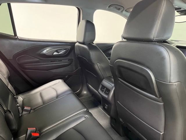 Used 2024 GMC Terrain SLT image 14