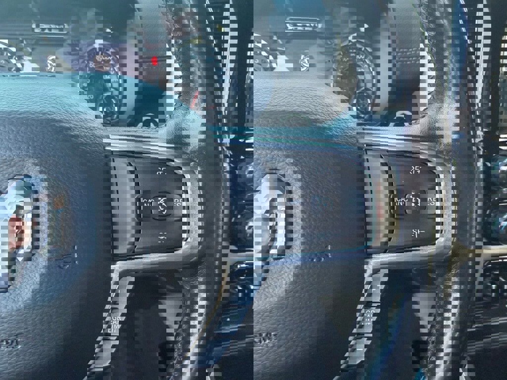 Used 2019 RAM 1500 Laramie image 23