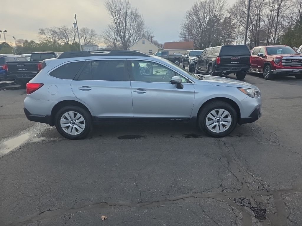 Used 2019 Subaru Outback 2.5i Premium w/ Popular Package #2 image 5