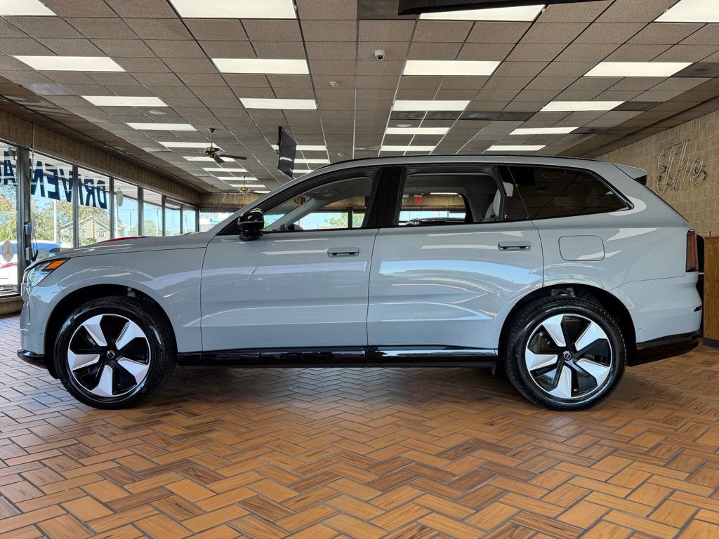 Used 2025 Volvo EX90 Plus AWD/4WD image 5