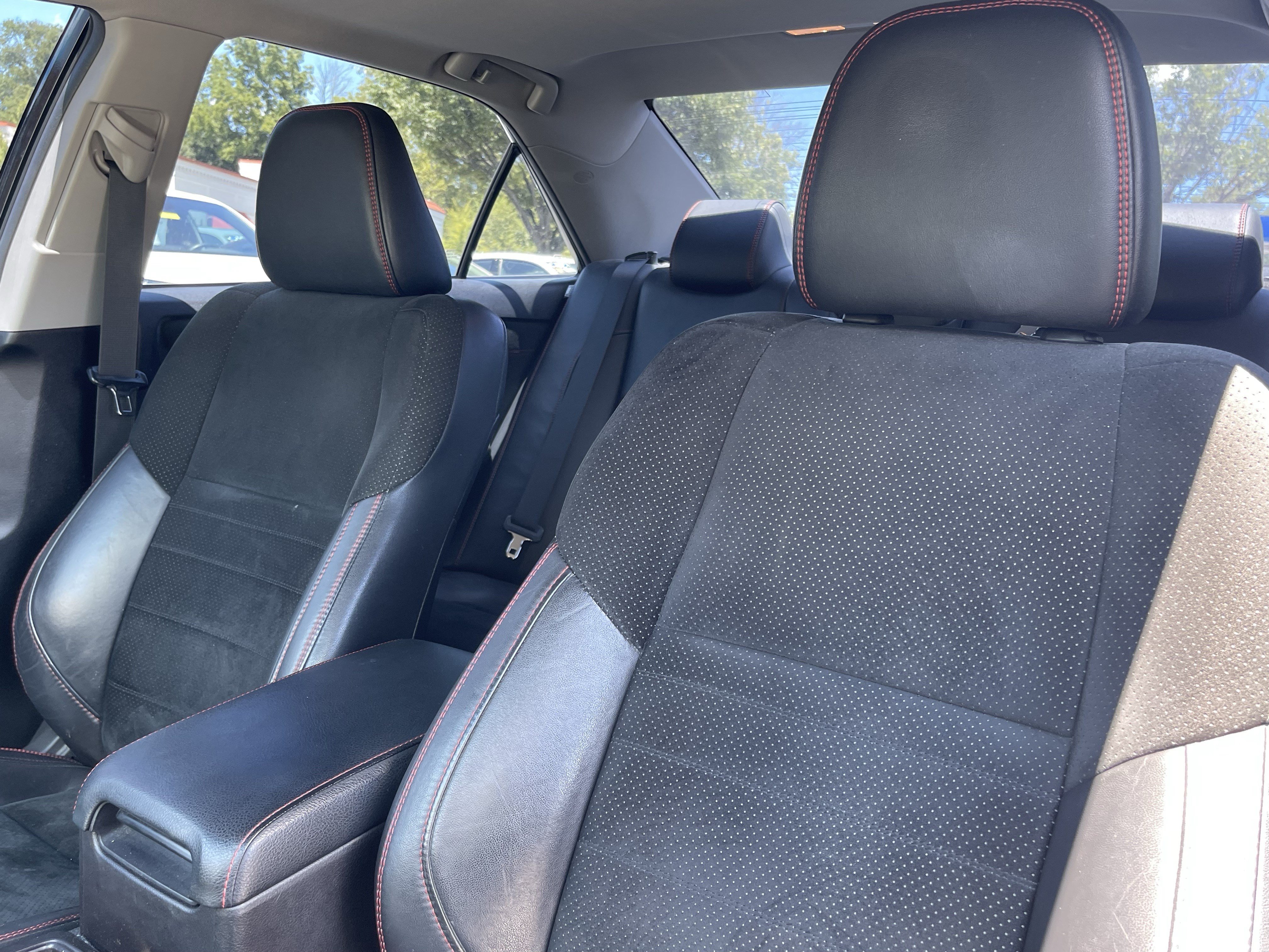 Used 2017 Toyota Camry XSE w/ Moonroof Package FWD image 8