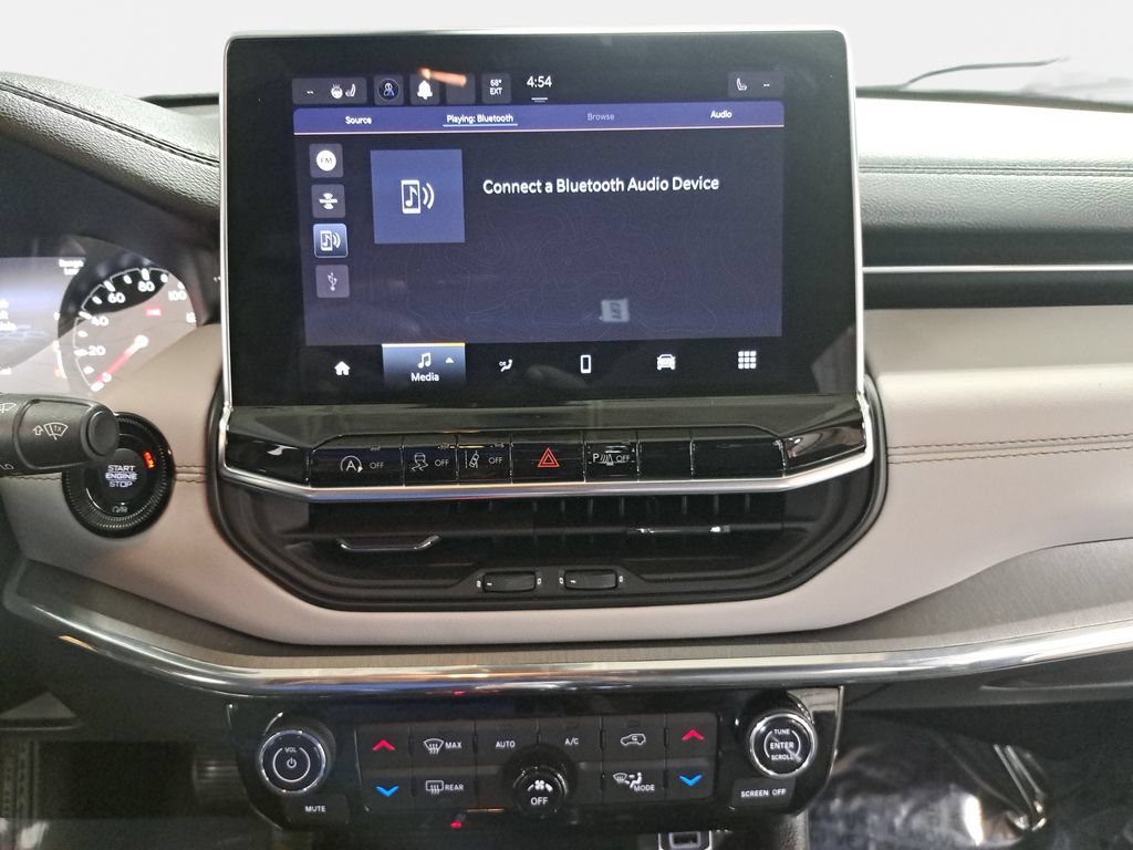 Certified 2023 Jeep Compass Limited AWD/4WD image 21
