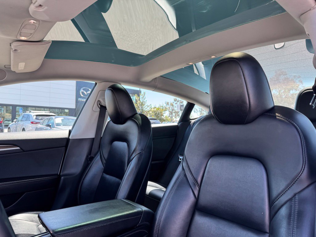 Used 2023 Tesla Model 3 Standard Range RWD image 17
