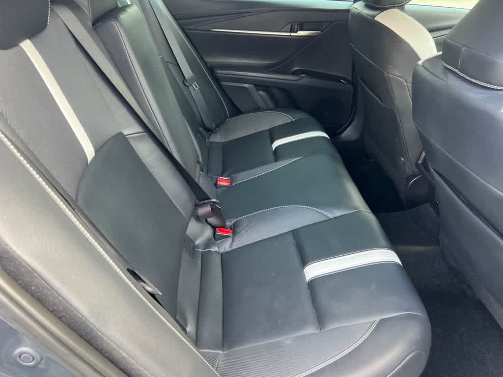 Used 2025 Toyota Camry SE w/ Convenience Package FWD image 14