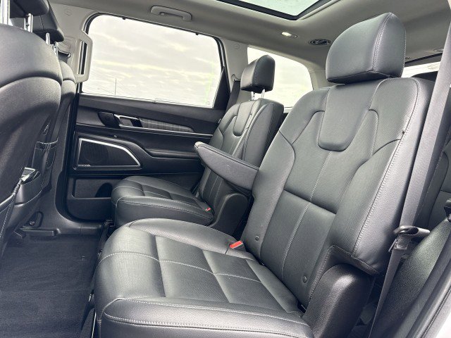 Used 2024 Kia Telluride SX w/ Towing Package image 25