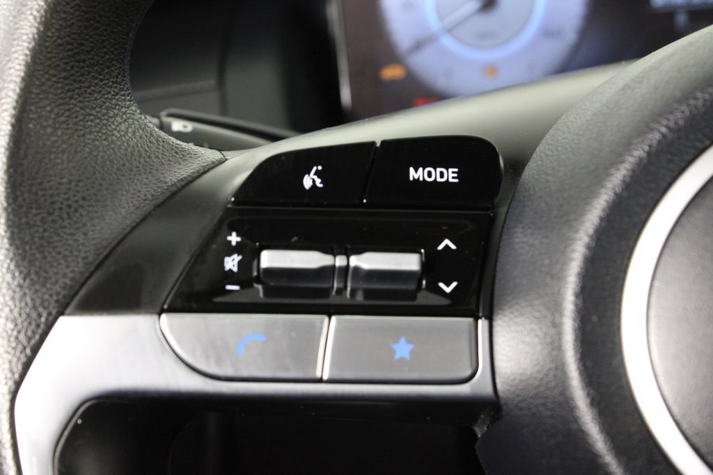 Used 2023 Hyundai Santa Cruz SEL w/ Activity Package FWD image 26