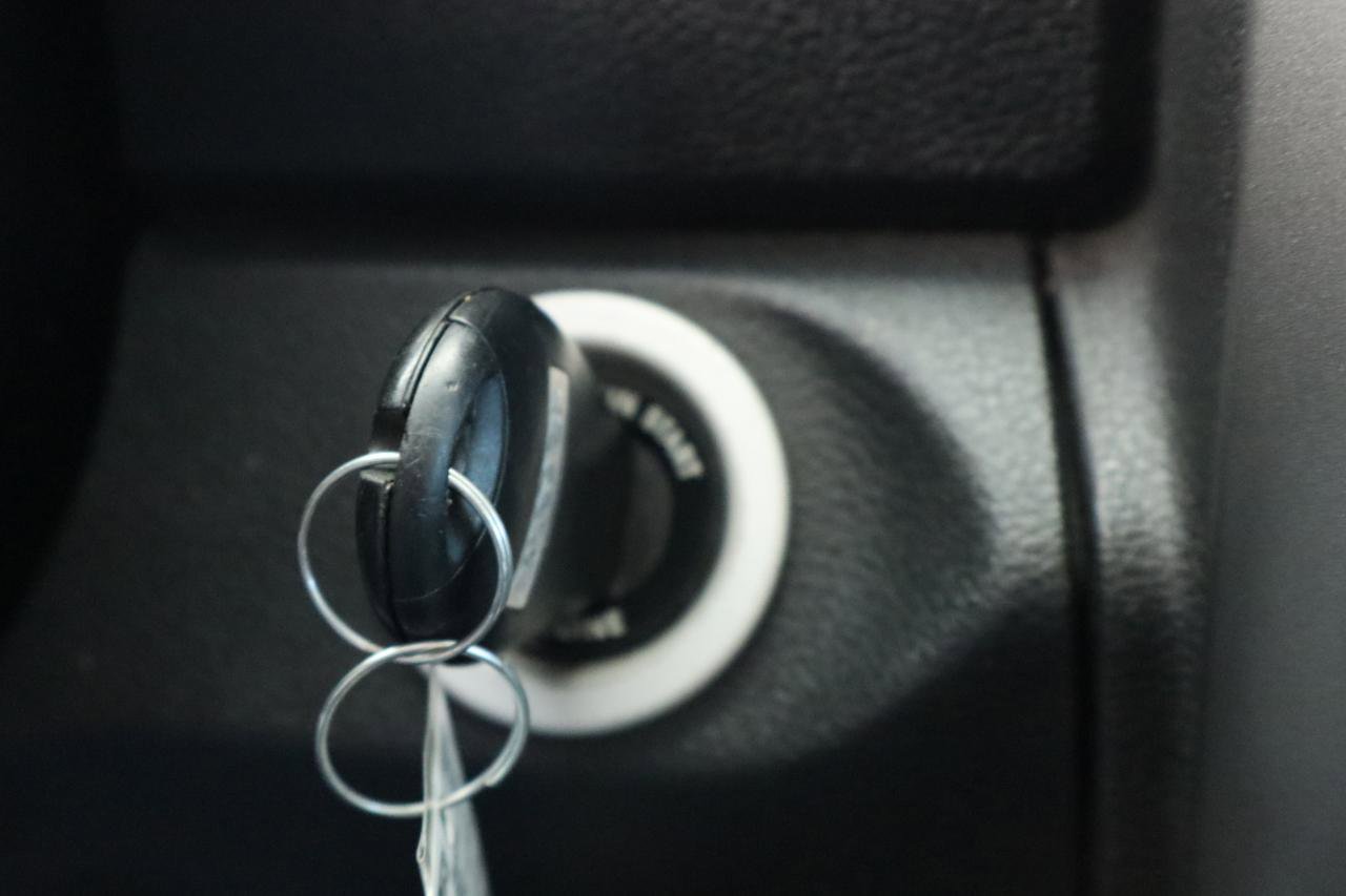 Used 2015 RAM 1500 Sport w/ Ignition Orange Sport Package image 29