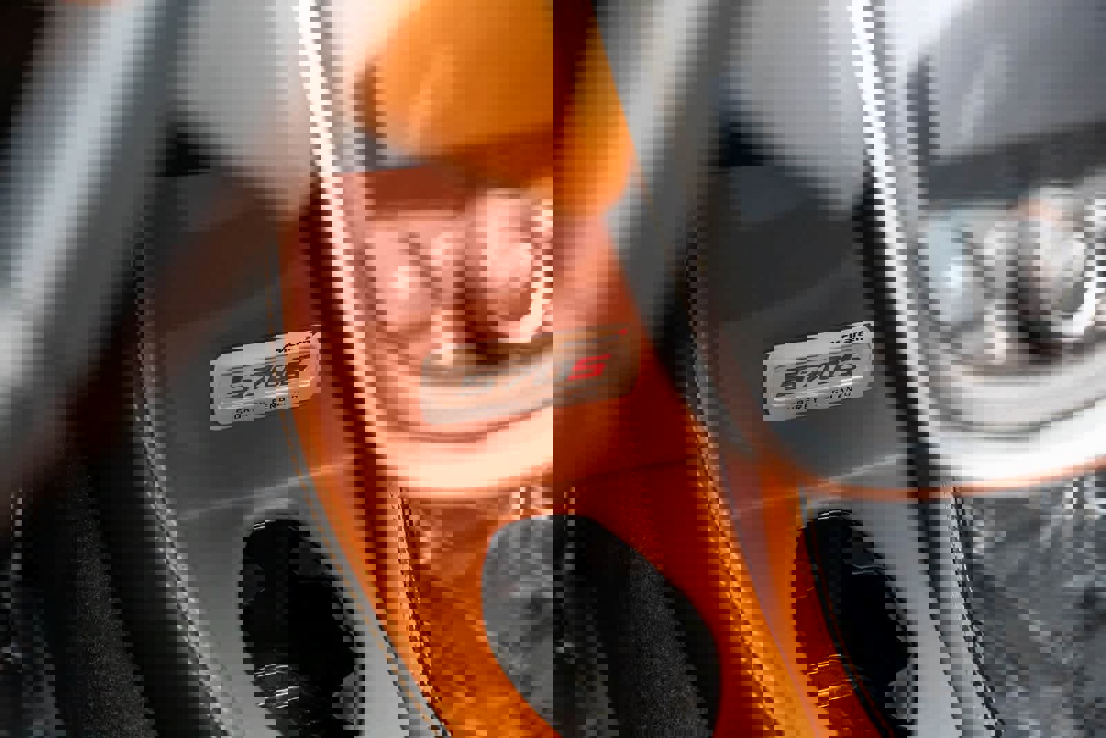 Used 2018 McLaren 570S Spider image 33