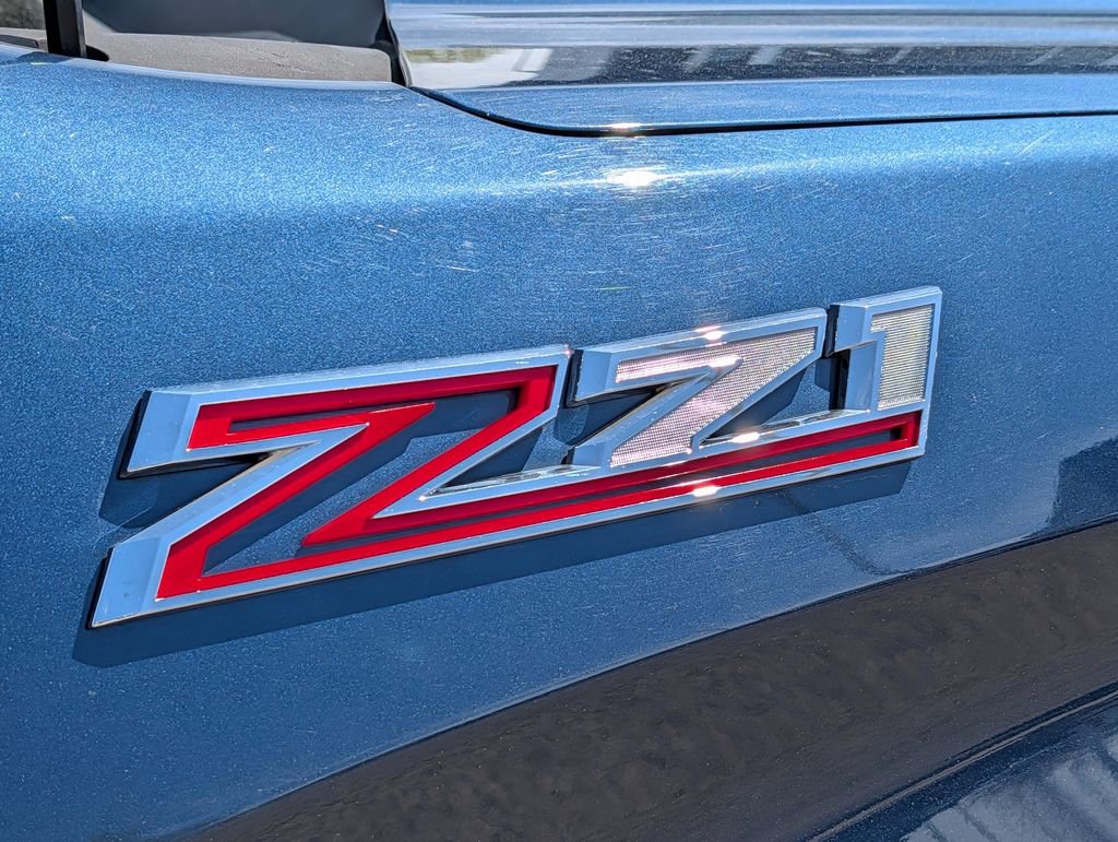 Used 2019 Chevrolet Silverado 1500 LT w/ All-Star Edition AWD/4WD image 14