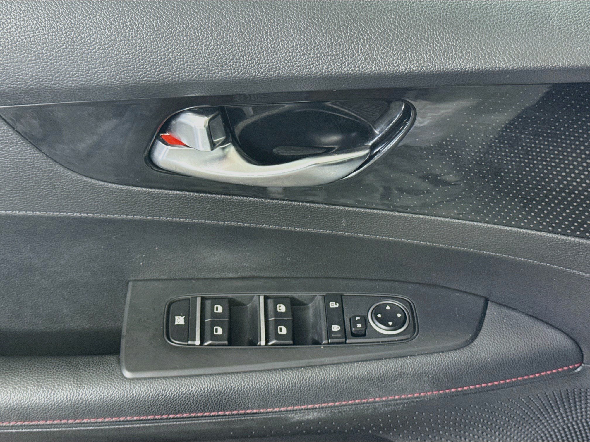 Used 2022 Kia Forte GT w/ GT Technology Package FWD image 24