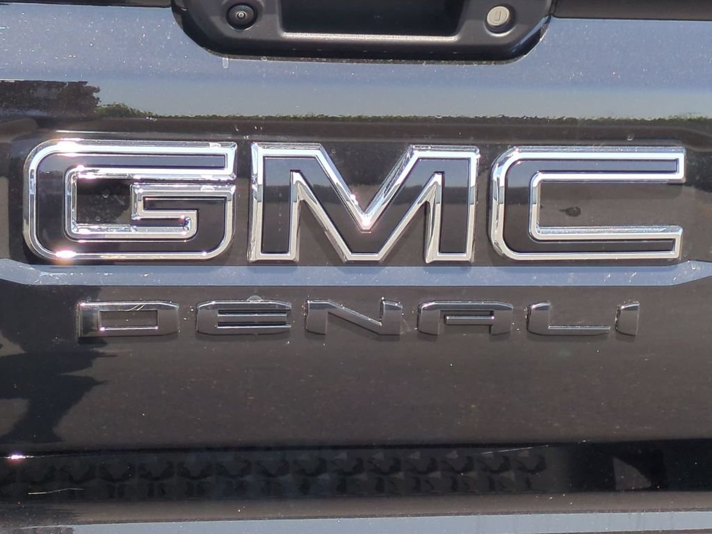 New 2026 GMC Canyon Denali w/ LPO, Denali Black Edition AWD/4WD image 31
