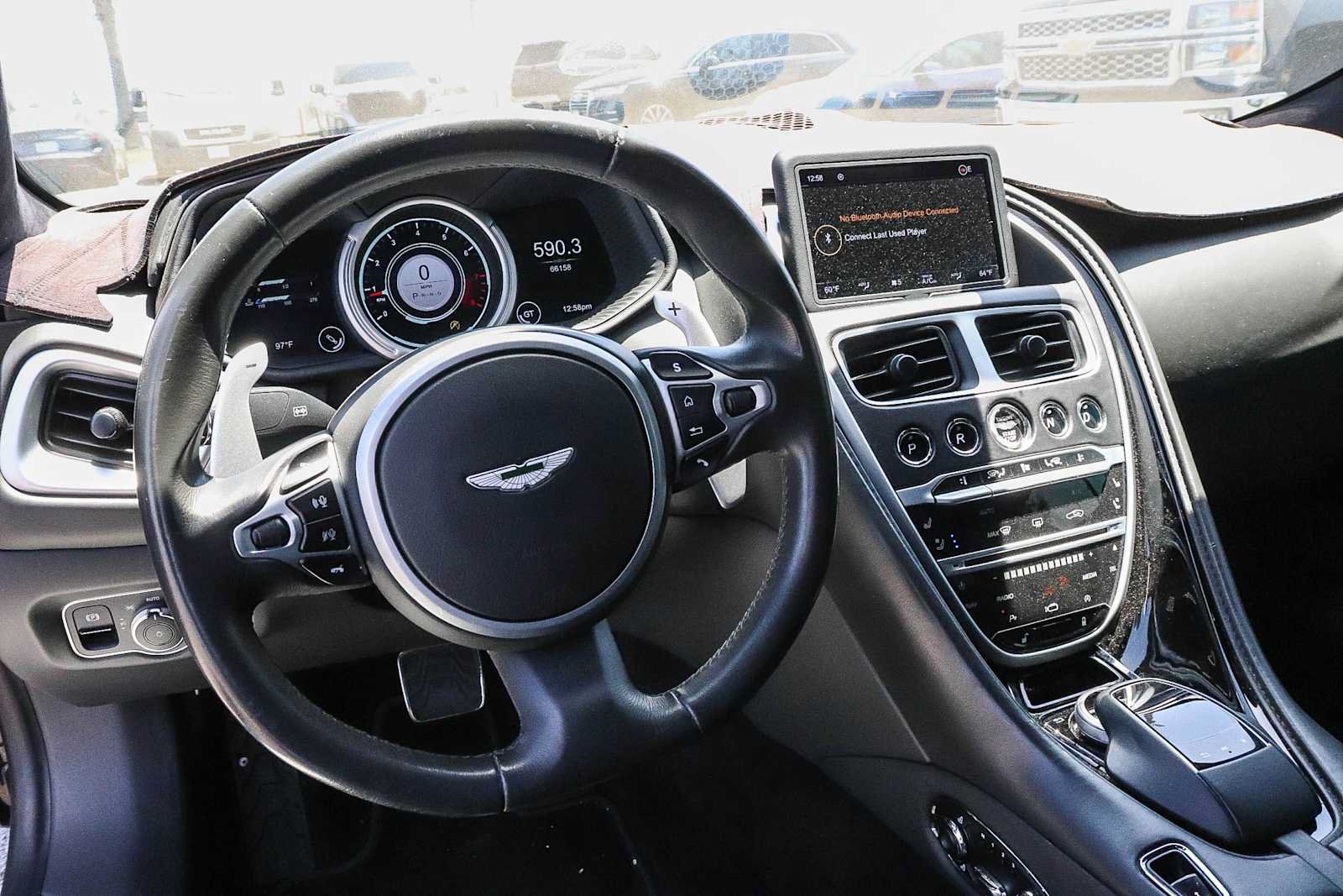 Used 2020 Aston Martin DB11 Coupe RWD image 23