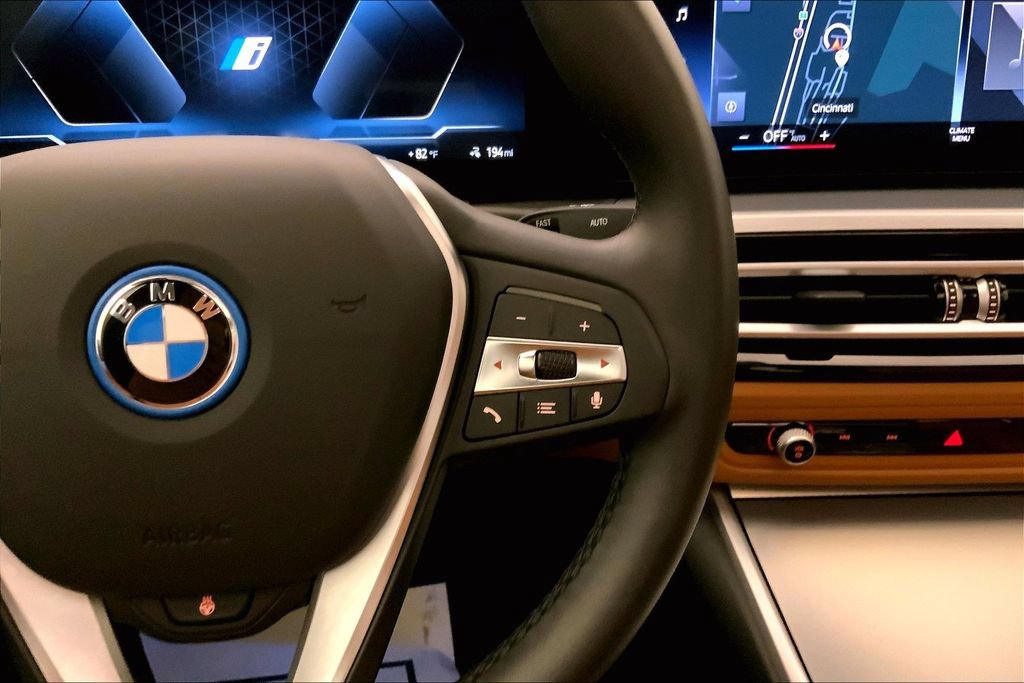 Certified 2023 BMW i4 eDrive35 RWD image 18