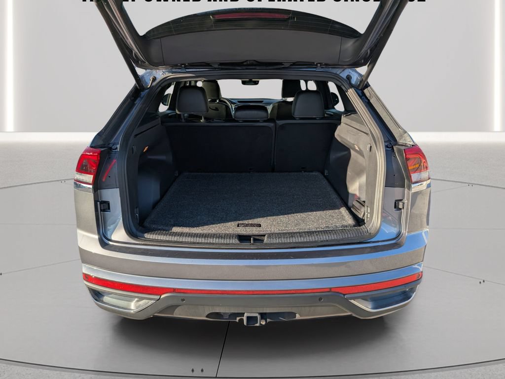 Certified 2023 Volkswagen Atlas Cross Sport SE w/ Panoramic Sunroof Package FWD image 10