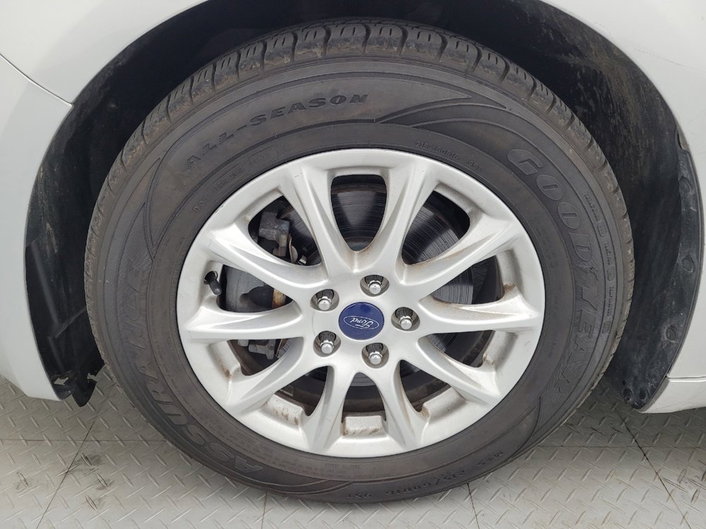 Used 2018 Ford Fusion S FWD image 31