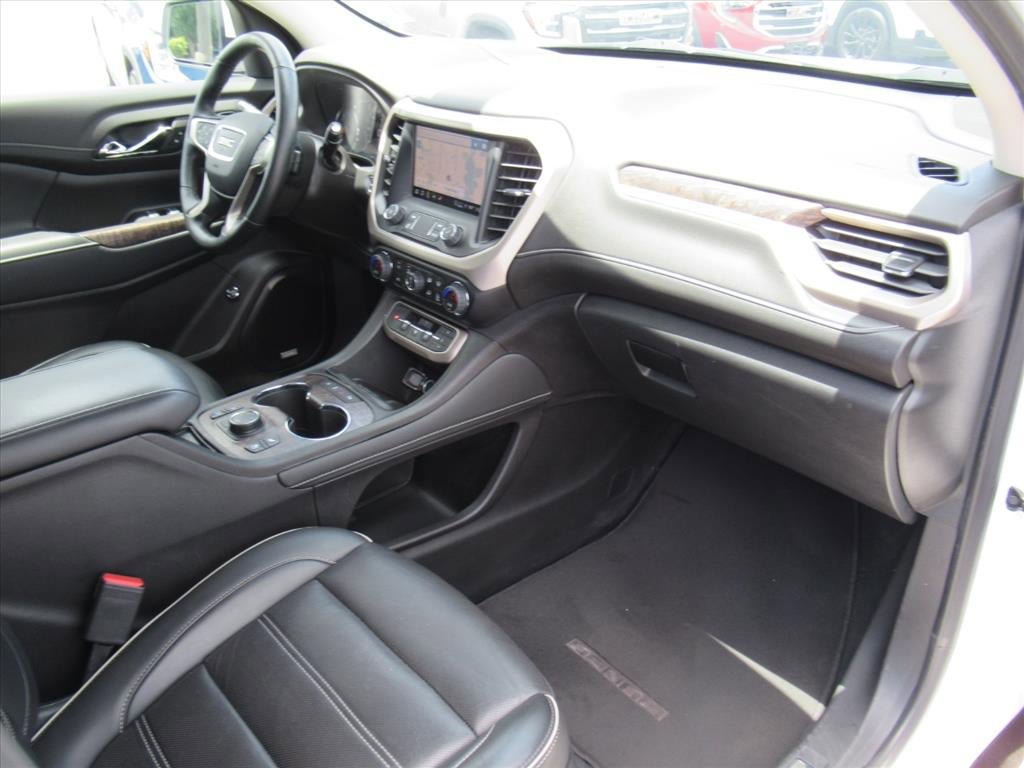 Used 2023 GMC Acadia Denali AWD/4WD image 11