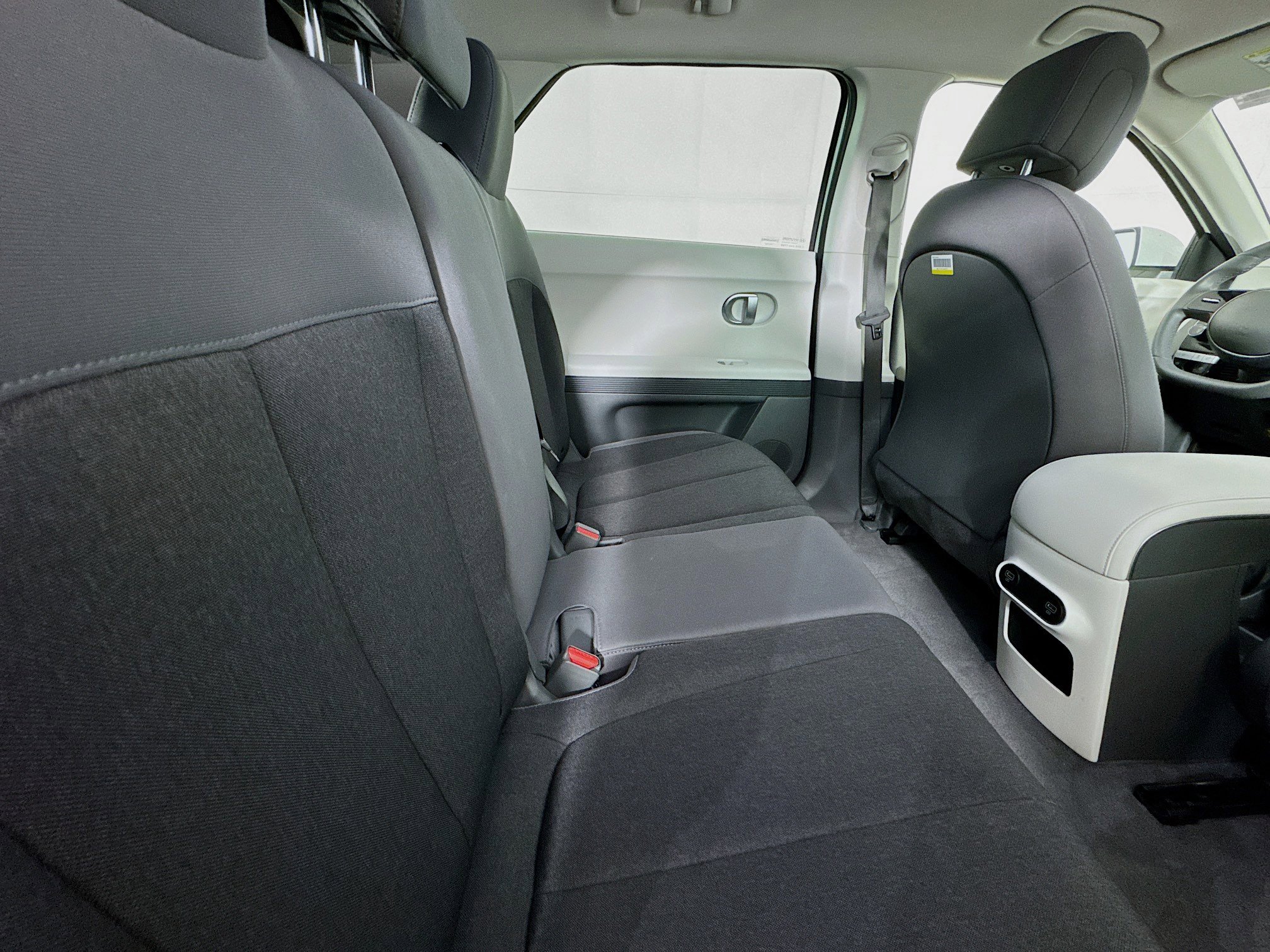 Used 2024 Hyundai Ioniq 5 SEL image 25