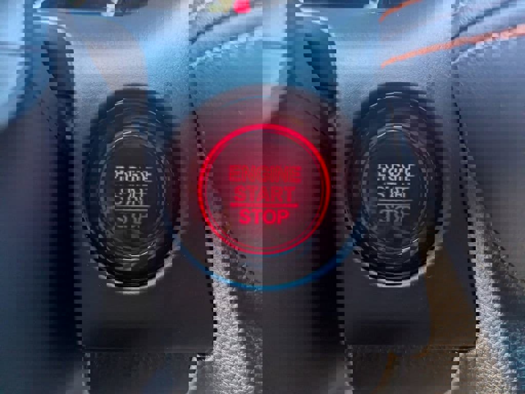 Used 2025 Honda HR-V Sport image 23