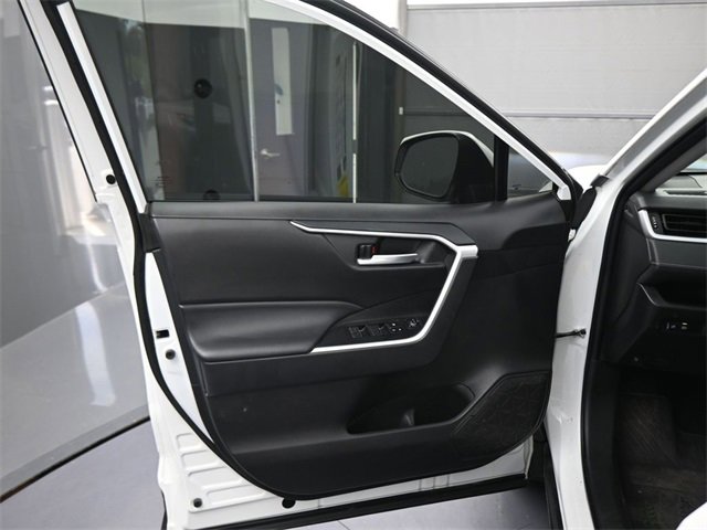 Used 2023 Toyota RAV4 AWD Hybrid image 10