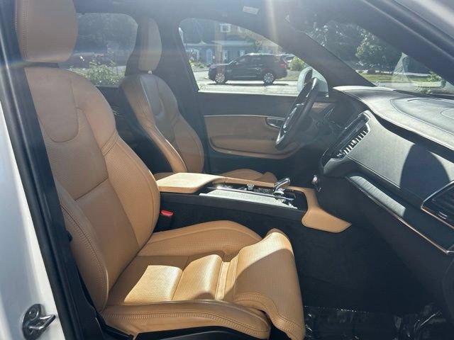 Certified 2023 Volvo XC90 B6 Ultimate w/ Protection Package Premier AWD/4WD image 14