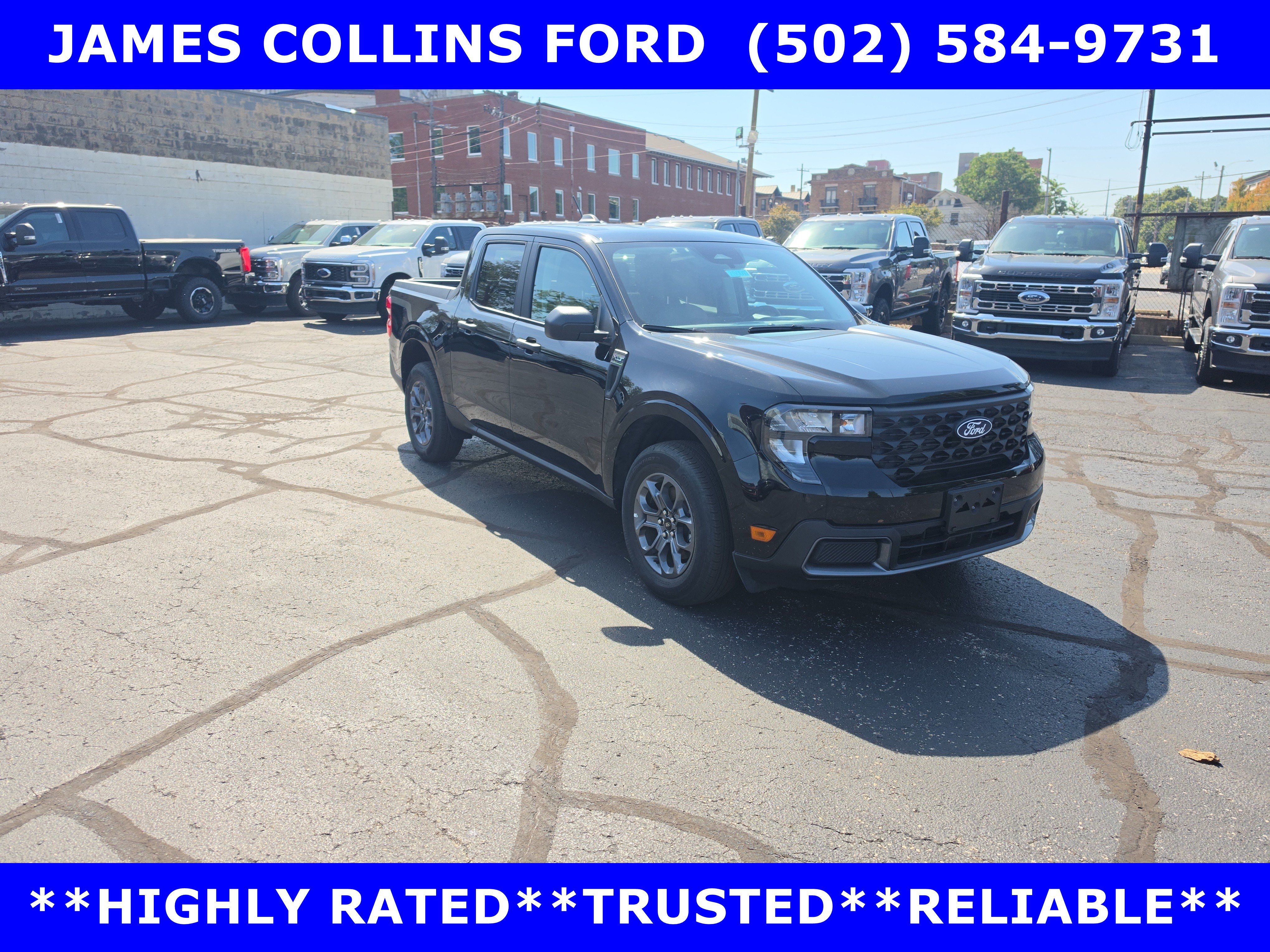 Used 2025 Ford Maverick XLT FWD image 3