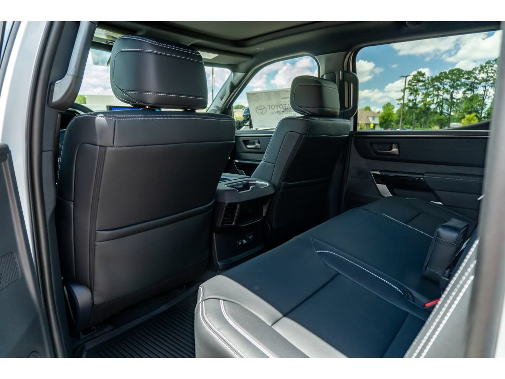 Used 2026 Toyota Tundra Limited AWD/4WD image 13