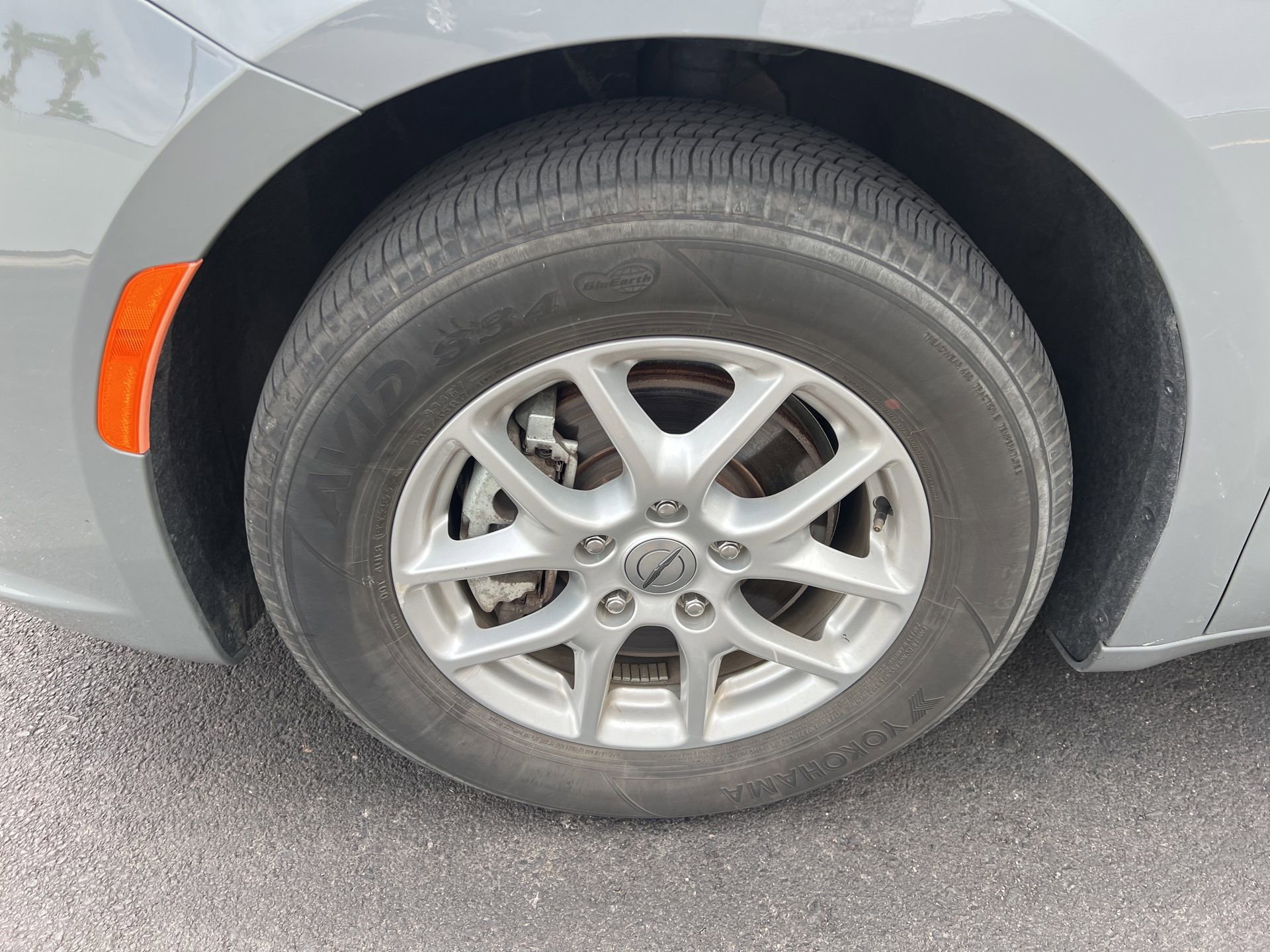 Used 2023 Chrysler Pacifica Touring-L FWD image 10