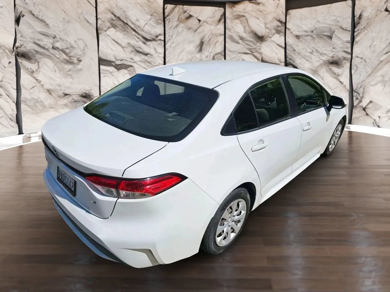 Used 2021 Toyota Corolla LE image 10